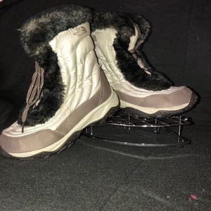 Northface snow boots